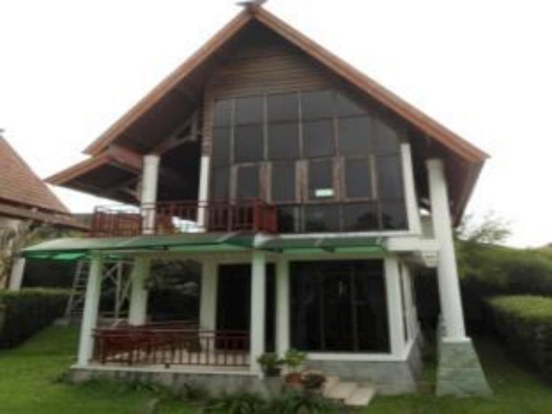 Nasta Inn Trawas Exterior photo